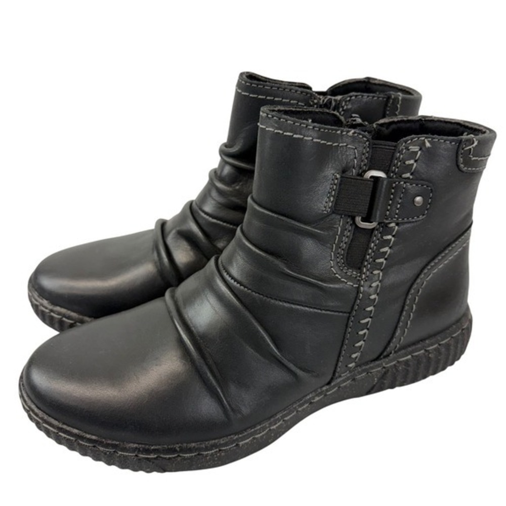 Clarks Caroline‎ Orchid Women's 6.5M Leather Ankle Boots Comfort Ruched Zip